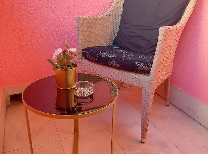Apartment Dalmatino Split